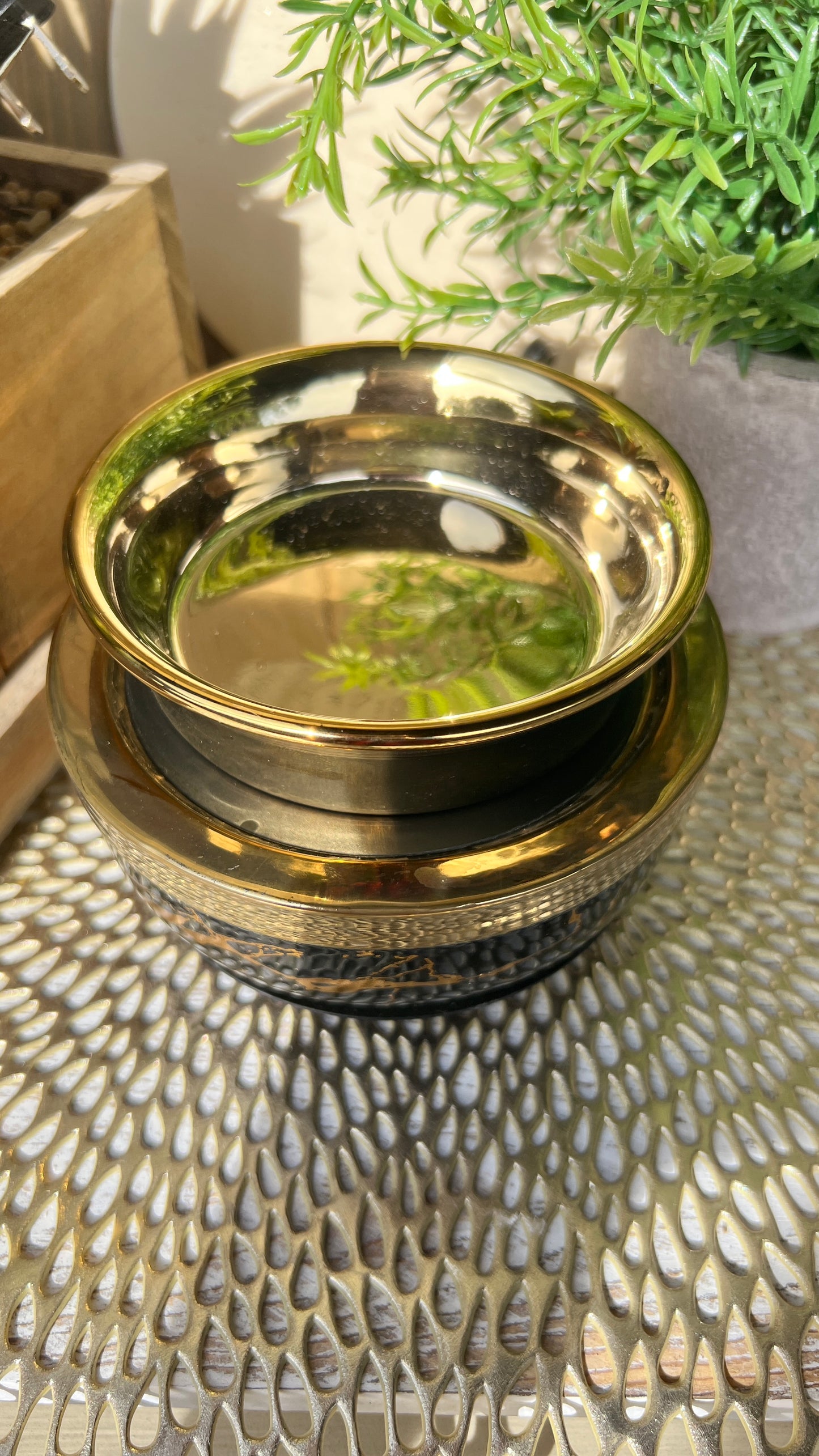 BYC Home Décor & Candles: Elevate Your Space with Elegance
