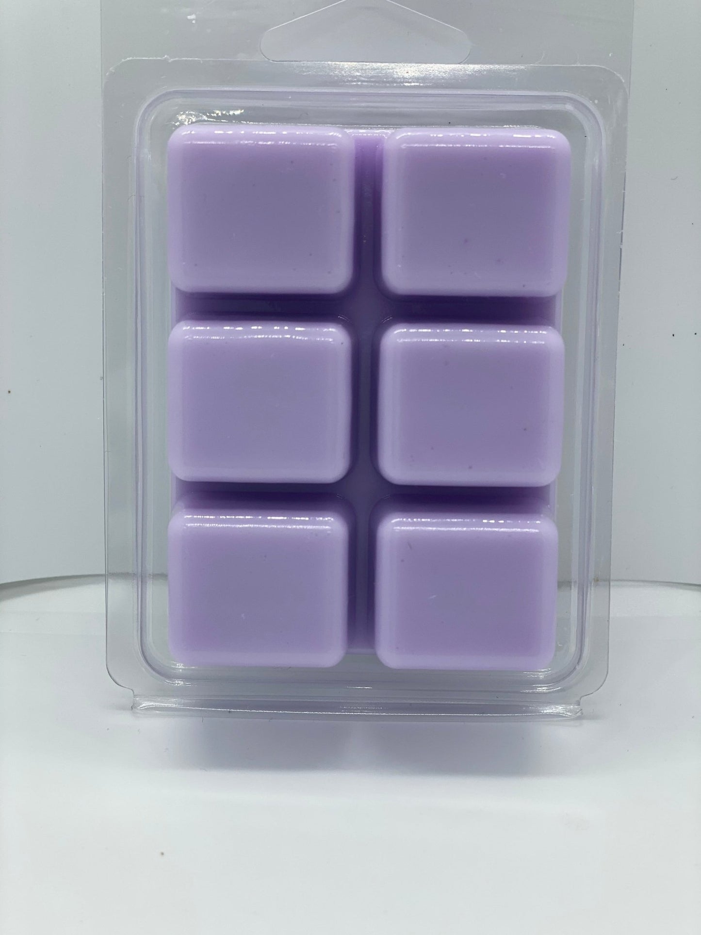 BYC Home Décor & Candles: Elevate Your Space with Elegance